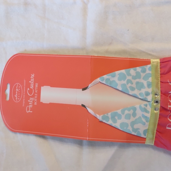 Design Party Couture Bottle Attire - Picture 3 of 4